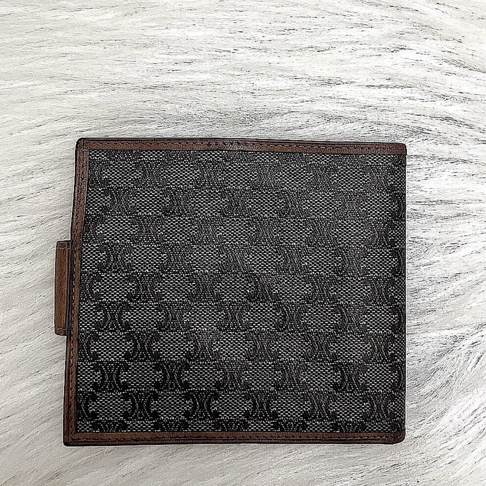 CELINE - GRAY TAN MACADAM TRIOMPHE COMPACT KISSLOCK BIFOLD WALLET - Picture 3 of 12